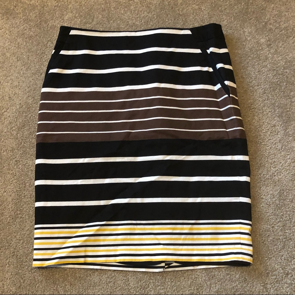 Striped pencil skirt with pockets